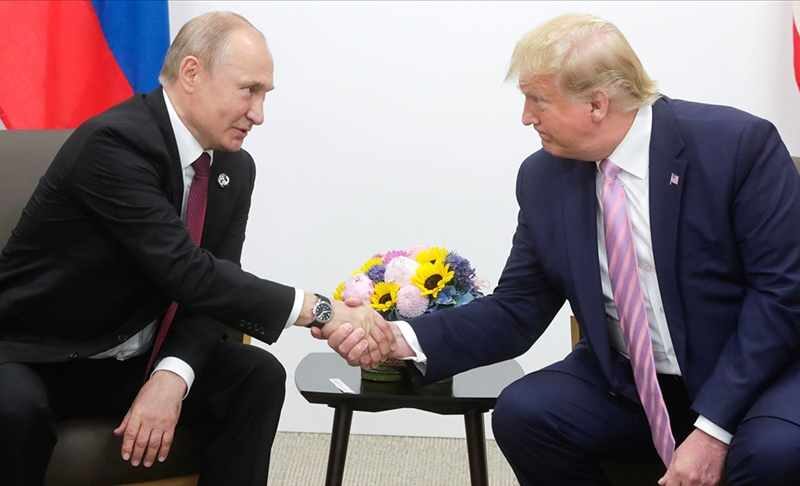 ABD Başkanı Trump, göreve geldikten sonra Rusya'ya karşı diplomasi ve öfke arasında gidip geldi