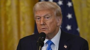 ABD Başkanı Trump'tan gerekirse Venezuela topraklarını da vururuz tehdidi