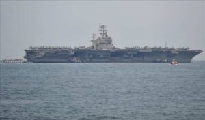 ABD Savunma Bakanı'ndan, USS Abraham Lincoln uçak gemisinin Orta Doğu'ya hızla konuşlandırılması talimatı