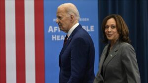 ABD'de gözler, başkanlık yarışından çekilen Biden'ın desteklediği Kamala Harris'e çevrildi