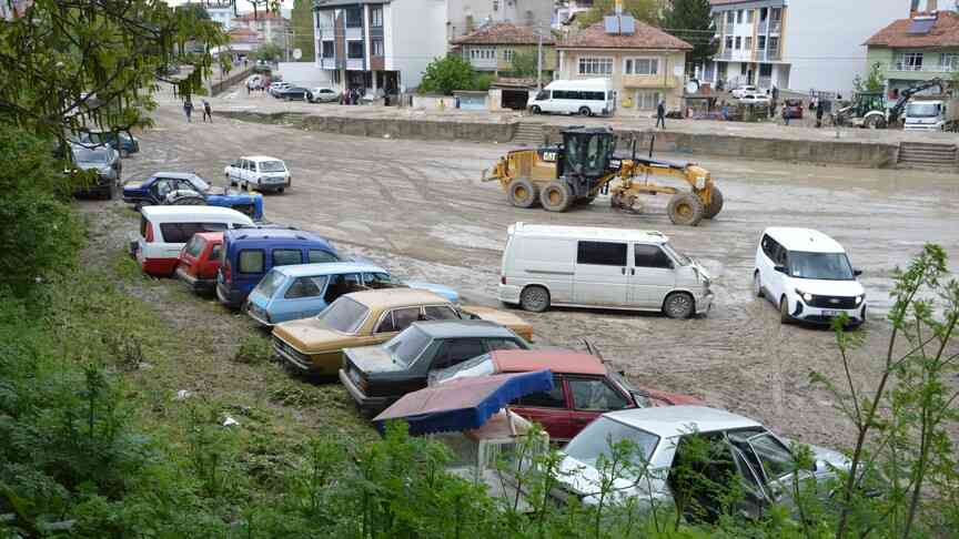 AFAD'dan Samsun'daki selden etkilenenler için 50 milyon lira acil yardım ödeneği