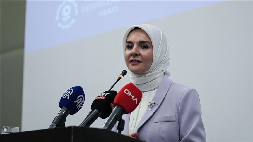 Aile ve Sosyal Hizmetler Bakanlığından çocuklara zararlı 2 bin 158 dijital içeriğe müdahale
