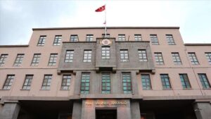 Azerbaycan-Gürcistan sınırında düşen askeri kargo uçağının enkazında son şehit naaşına da ulaşıldı