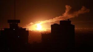BM raportörleri Gazze'de soykırımı ve insani felaketi önlemek için ateşkes çağrısında bulundu