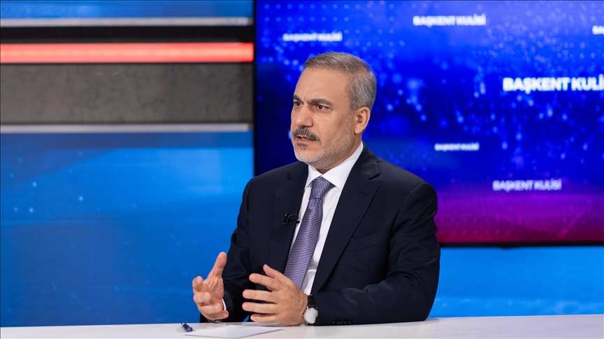 Bakan Fidan Netanyahu şunun çok iyi farkında. Amerika’yı rehin almış durumda