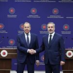 Bakan Fidan, Rus mevkidaşı Lavrov'la İsrail-İran çatışmasına ilişkin telefonda görüştü