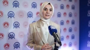 Bakan Göktaş Bütün politikalarımızı aile ve nüfusu merkeze alarak inşa edebilirsek ancak başarılı olabiliriz