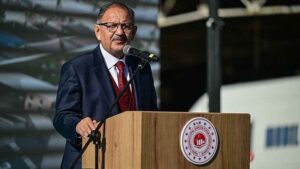 Bakan Özhaseki 75 bin vatandaşımıza oturabilecekleri güvenli konutları teslim etmeye başlıyoruz