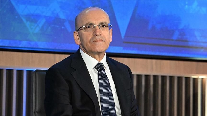 Bakan Şimşek, Londra'da Türkiye'nin ekonomik programının kararlılıkla uygulanmaya devam edileceğini bildirdi