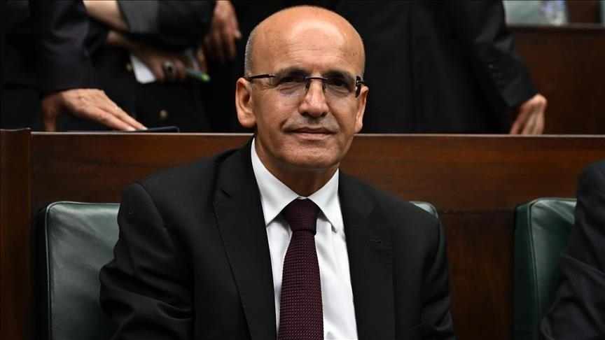 Bakan Şimşek Mayıs 2023'e göre 46 milyar dolar azalan yıllık cari açık 33 ayın en düşük seviyesine geriledi