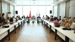 Bakan Uraloğlu'ndan Instagram açıklaması Bir noktaya kadar geldik, bir an önce çözelim istiyoruz