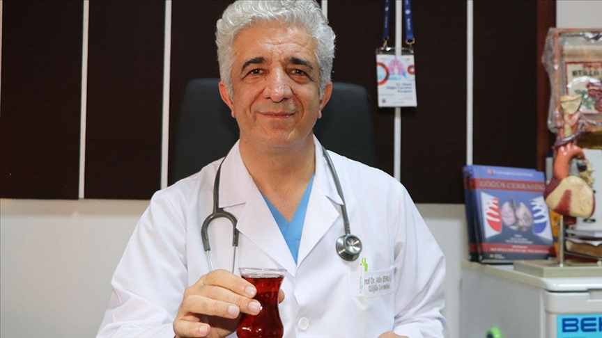 Çok sıcak içilen çayın yemek borusu kanserine etkisi bilimsel çalışmayla ortaya konuldu