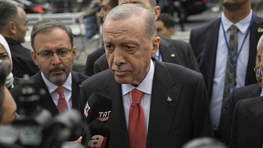 Cumhurbaşkanı Erdoğan ABD İsrail'in yanında değil karşısında yerini almalı