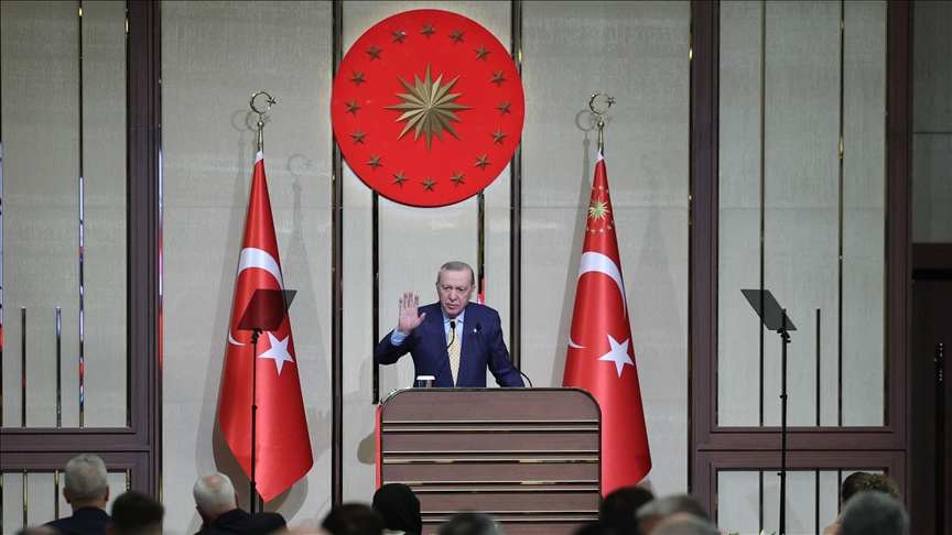 Cumhurbaşkanı Erdoğan Allah'ın izniyle Türkiye bu bölgesel türbülanstan da başarıyla çıkacaktır