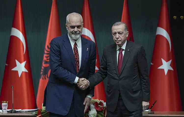 Cumhurbaşkanı Erdoğan Arnavutluk'un mazlum Filistin halkıyla dayanışması çok önemli