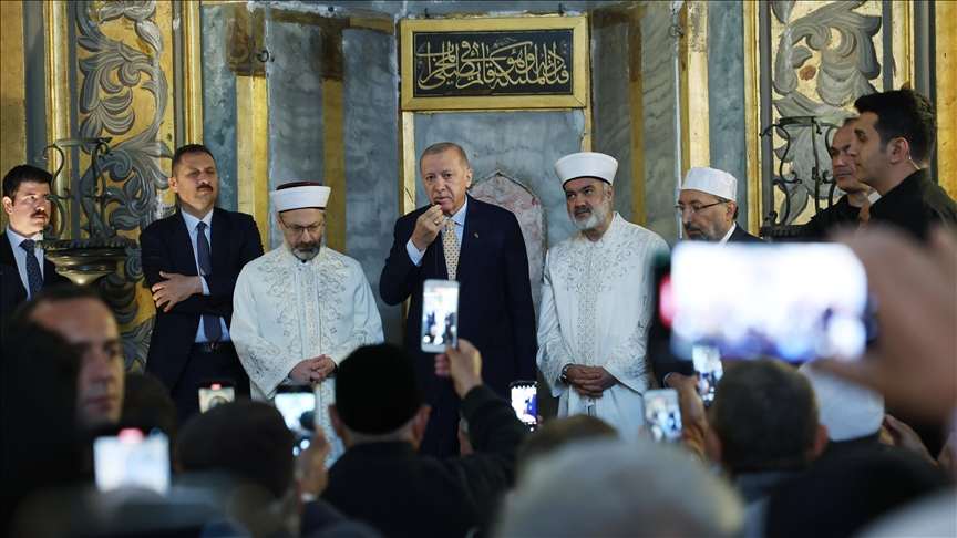 Cumhurbaşkanı Erdoğan Ayasofya'nın dirilişi tekrar hayırlı olsun