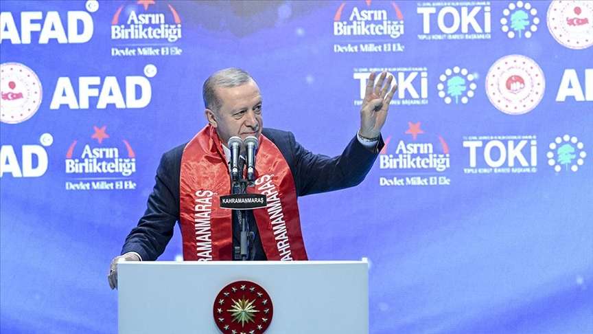 Cumhurbaşkanı Erdoğan Hak sahibi vatandaşlarımızın tamamına anahtarlarını teslim edene kadar gece gündüz durmayacağız