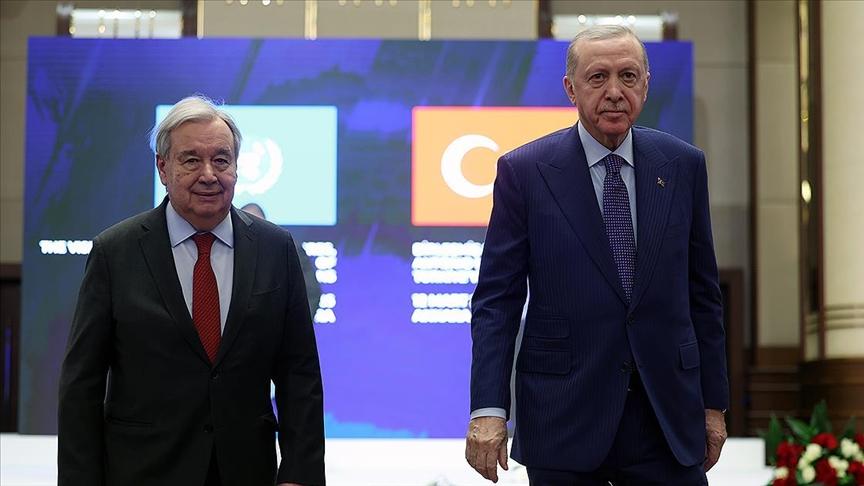 Cumhurbaşkanı Erdoğan İran merkezli şiddet sarmalının büyümemesi için yoğun diplomasi trafiği yürütüyoruz