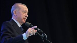 Cumhurbaşkanı Erdoğan İran'a yönelik saldırıların daha büyük bir felakete dönüşmemesi için yoğun çaba harcıyoruz