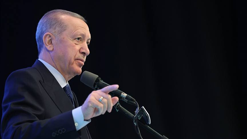 Cumhurbaşkanı Erdoğan İran'a yönelik saldırıların daha büyük bir felakete dönüşmemesi için yoğun çaba harcıyoruz