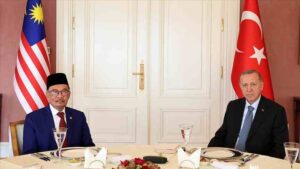 Cumhurbaşkanı Erdoğan, Malezya Başbakanı Enver İbrahim'i kabul etti