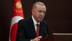 Cumhurbaşkanı Erdoğan Ülkemizi daha da güçlendirmek için aynı azimle çalışmalarımızı sürdürüyoruz