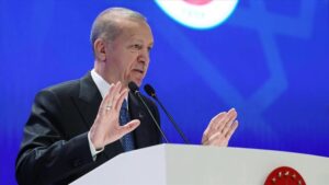 Cumhurbaşkanı Erdoğan Üzerinden değil 64 sene asırlar bile geçse darbecileri unutmayacağız ve affetmeyeceğiz