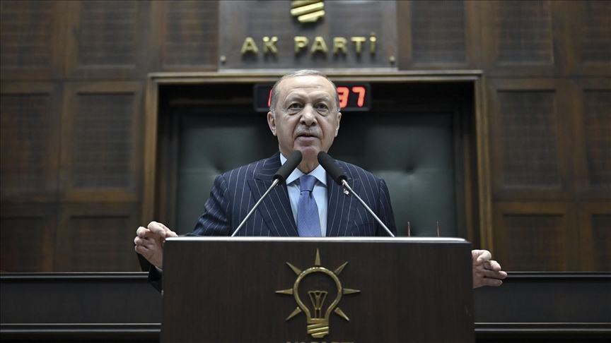Cumhurbaşkanı Erdoğan Vatandaşlarımız deprem konutlarına çok uygun şartlarla faizsiz, sabit fiyatlarla kavuşacak