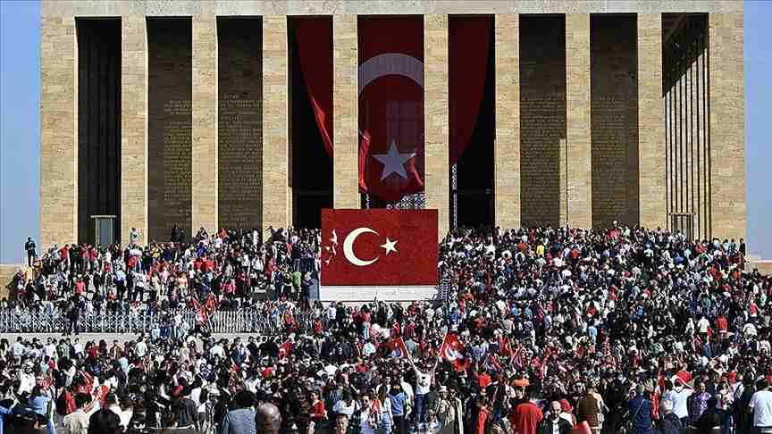 Cumhuriyet'in 100. yılı coşkuyla kutlanıyor