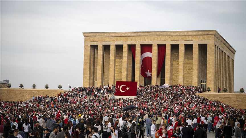 Cumhuriyet’in 102. yılı düzenlenen etkinliklerle kutlandı