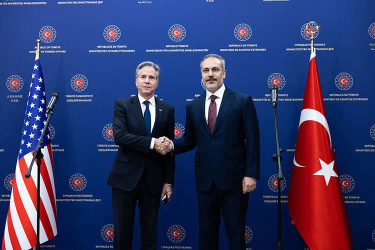 Dışişleri Bakanı Fidan Suriye'deki istikrarın bir an önce sağlanması, terörizmin yer bulmaması önceliklerimiz arasında
