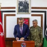 Dışişleri Bakanı Fidan, Trablus'ta TSK Libya Görev Grup Komutanlığını ziyaret etti