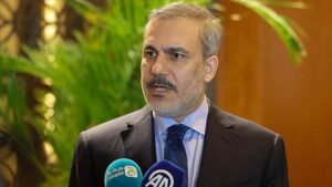 Dışişleri Bakanı Fidan Türkiye'nin Libya'nın bütünlüğüne, istikrarına, refahına olan desteğini yineledim