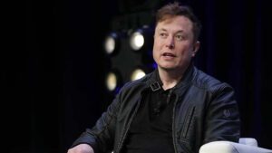 Elon Musk'tan Ukrayna Devlet Başkanı Zelenskiy'e seçim çağrısı