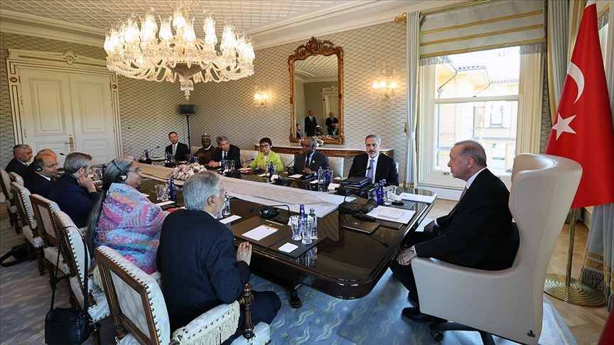 Endonezya Dışişleri Bakanı'ndan, Cumhurbaşkanı Erdoğan'ın D-8 Dışişleri Bakanlarını kabulü hakkında paylaşım