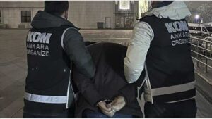 FETÖ'nün 6 yıldır aranan emniyet mahrem imamı Ankara'da yakalandı
