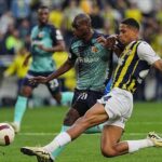 Fenerbahçe, galibiyetle şampiyonluk umuduna tutundu