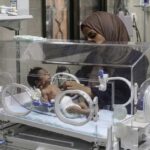 Gazze'deki Sağlık Bakanlığı İsrail, 17 binden fazla hastanın tedavi için yurt dışına çıkışını engelliyor
