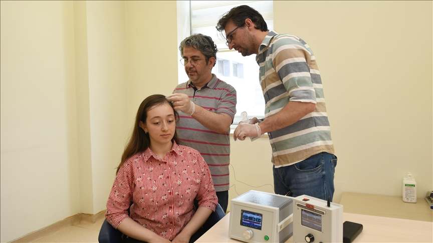 Hitit Üniversitesinde nörolojik hastalıkları elektrik uyarısıyla tedavi edebilen cihaz geliştirildi