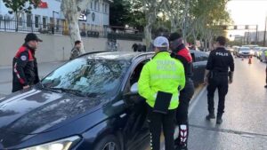 Huzur İstanbul denetimlerinde 1039 kişi gözaltına alındı