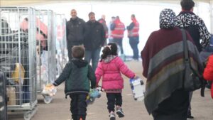 İçişleri Bakanı Yerlikaya 9 Aralık'tan bu yana 81 bin 576 Suriyeli kardeşimiz ülkesine döndü
