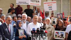 İçişleri Bakanı Yerlikaya (Diyarbakır anneleri) nöbetleriyle 6 yılda 55 terör örgütü mensubu ikna edilerek teslim oldu