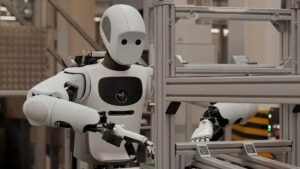 İnsansı robotlar robot okullarında gerçek iş yaşamına hazırlanıyor
