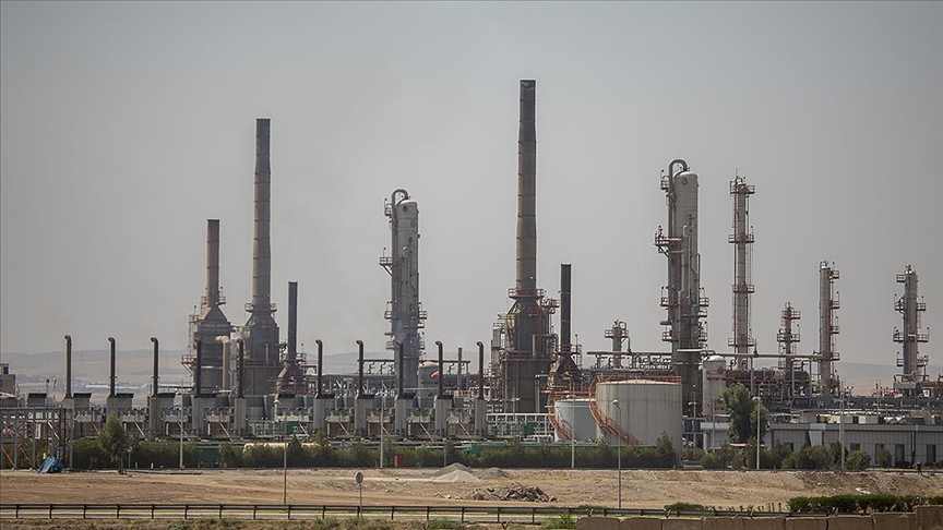 Irak Başbakanı, IKBY'deki petrolün Irak-Türkiye boru hattından ihraç edileceğini açıkladı