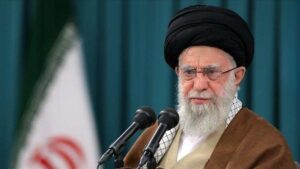 İran lideri Hamaney Bazı zorbaların müzakere ısrarı meseleyi çözmek için değil, tahakküm kurmak için