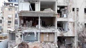 İran'ın misillemesinin ardından Tel Aviv'de sirenler çaldı ve patlama sesleri duyuldu
