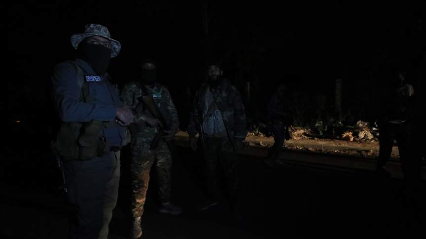 İsrail, Suriye Cumhurbaşkanlığı Sarayı yakınlarında bir hedefi vurduğunu duyurdu