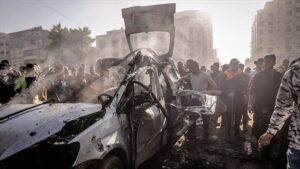 İsrail ordusu Gazze'nin doğusunu bombaladı, kuzeyde yıkım yaptı