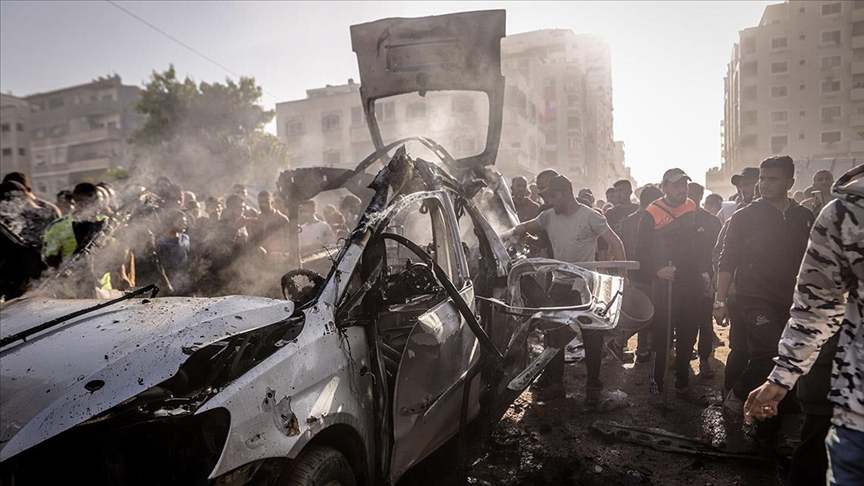 İsrail ordusu Gazze'nin doğusunu bombaladı, kuzeyde yıkım yaptı
