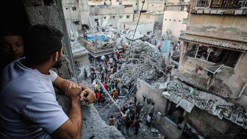 İsrail'in 231 gündür saldırılarını sürdürdüğü Gazze'de can kaybı 35 bin 857'ye çıktı